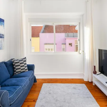 Whome Hideaway Family #3