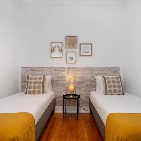 Whome Hideaway Family #3 *