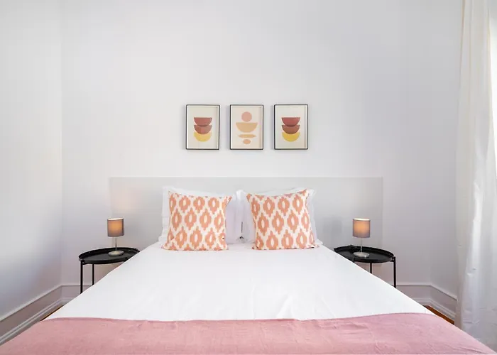 Whome Hideaway Family #3 *